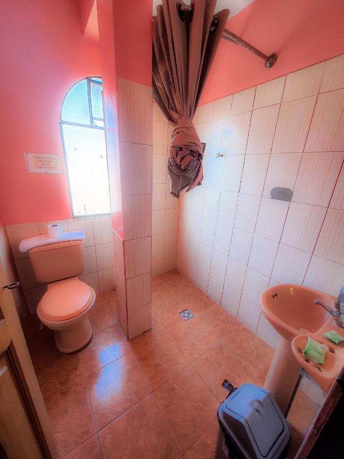 Hostal Luz Yhobimar Copacabana  Extérieur photo
