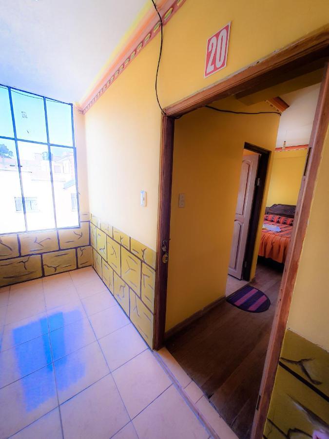 Hostal Luz Yhobimar Copacabana  Extérieur photo