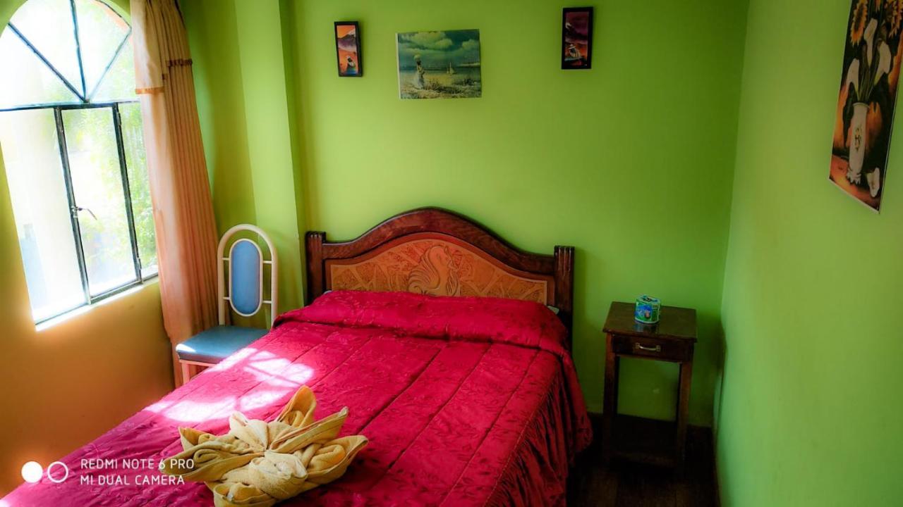 Hostal Luz Yhobimar Copacabana  Extérieur photo
