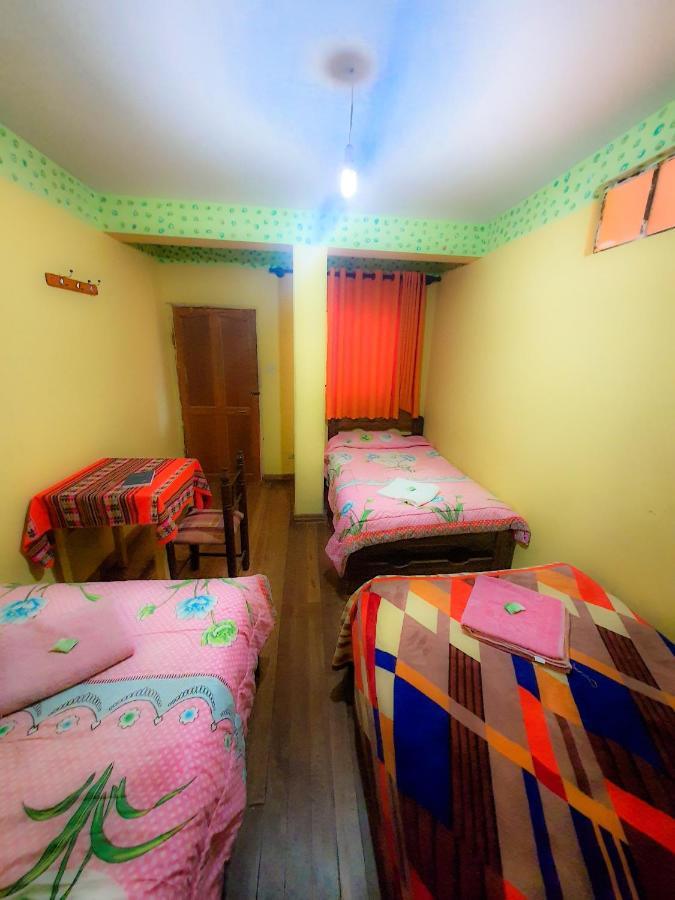 Hostal Luz Yhobimar Copacabana  Extérieur photo